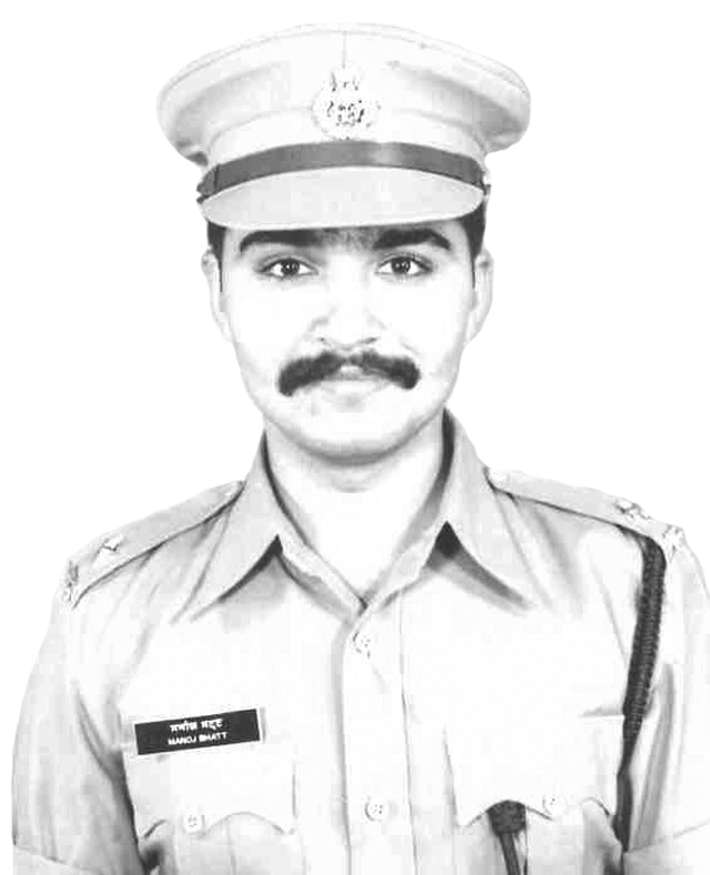 <div >Manoj Bhatt</div><p>Year : 1981</p><p>RR : 34</p><p>Cadre : Rajasthan</p>